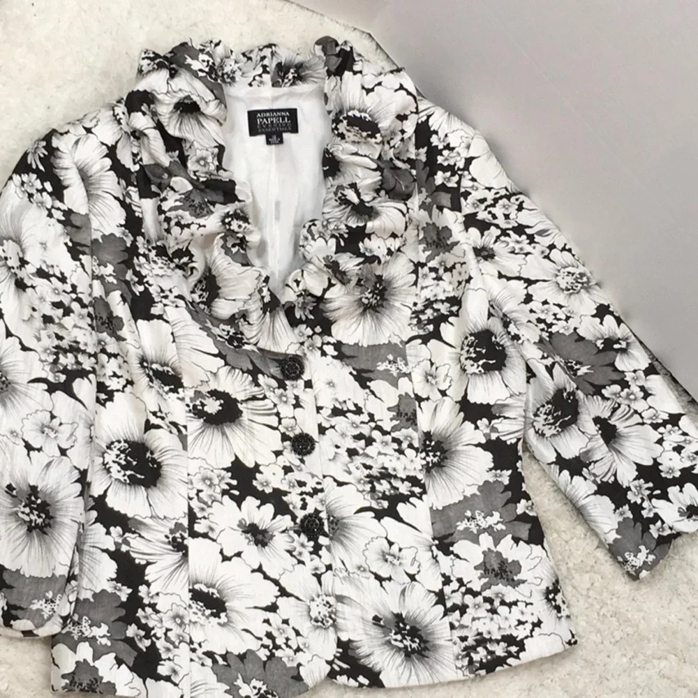 Adrianna Papell b/w ruffled jacket